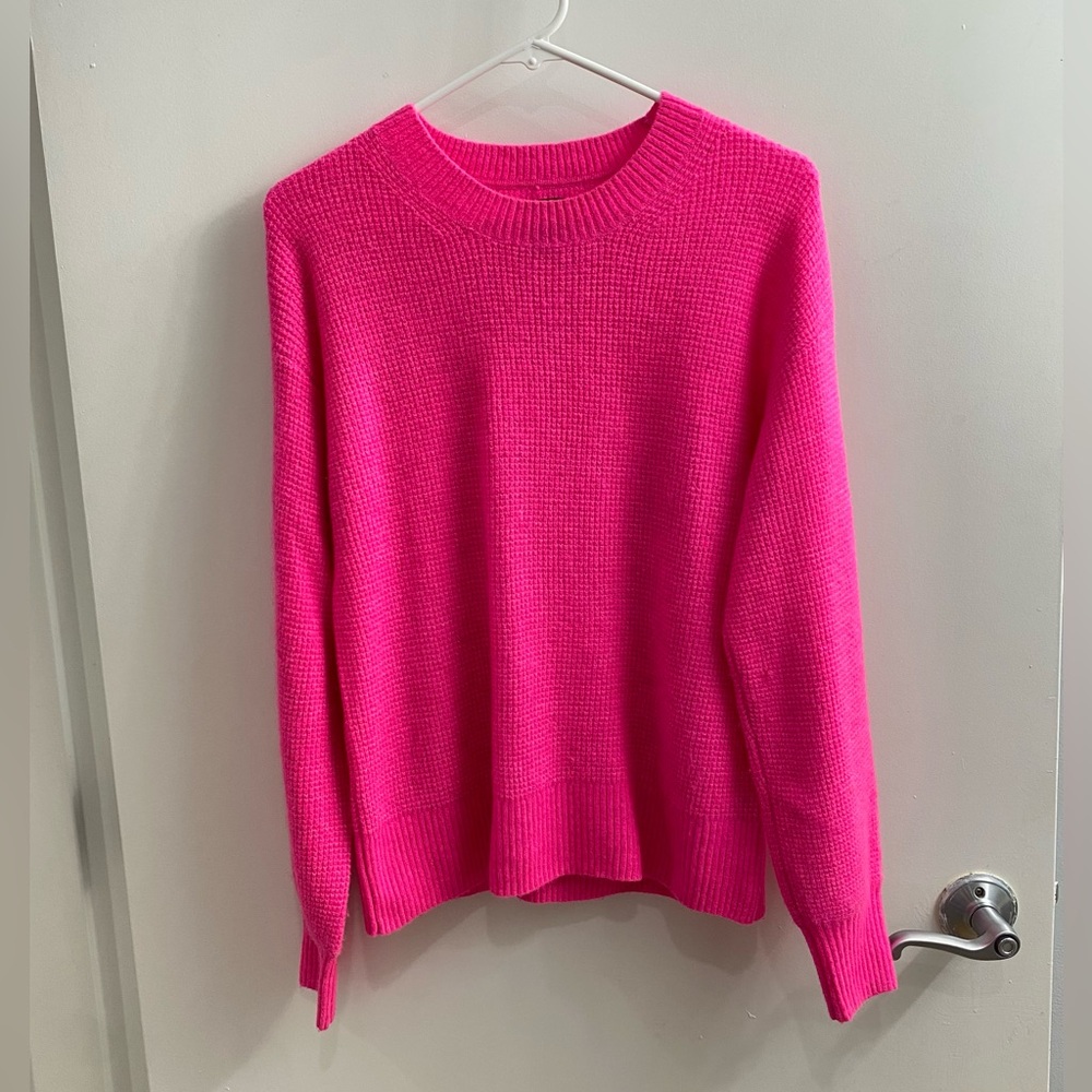 GAP Hot Pink Textured Crewneck Sweater Size XS